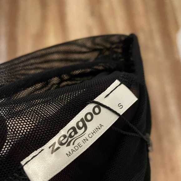 Zeagoo Animal Print Sheer Long Sleeve Mock Neck Top - Picture 7 of 8